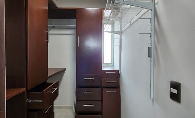 En RENTA Casa con o sin Muebles en Lomas de la Rioja