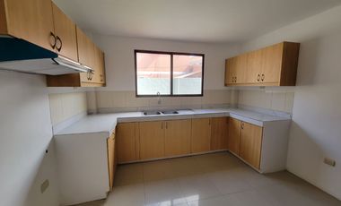 Alquiler de Casa Via a la Costa Urbanizacion Terranostra
