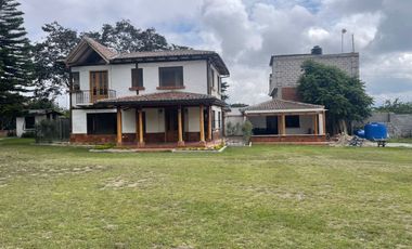 HERMOSA CASA RUSTICA DE RENTA EN TUMBACO SECTOR COLLAQUI
