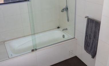 VENDO EN EL SECTOR DEL BOSQUE EXELENTE DEPARTAMENTO TOTALMENTE REMODELADO