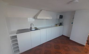 Vendo Casa 6D/2B Avenida Goycolea, La Cisterna