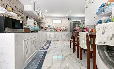 หมู่บ้านลานทอง ปากเกร็ด แปลงมุม ต่อเติมครบ ทำเลดีติดถนนใหญ่ติวานนท์