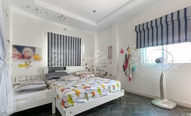 หมู่บ้านลานทอง ปากเกร็ด แปลงมุม ต่อเติมครบ ทำเลดีติดถนนใหญ่ติวานนท์