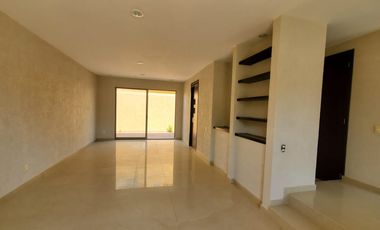 CASA EN VENTA PRIVANZA CAMINO REAL