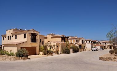 Casa para Compra en Cabo San Lucas en Campo de Golf Rancho San Lucas