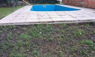 Vendo Casa de campo reciclada en Barrio Abierto. La alborada 160-Pineiro