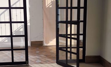 Casa Con Departamento A Pie De Calle En Venta En Chipilo De Francisco Javier Mina