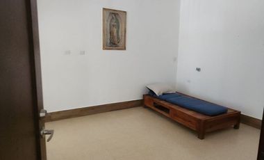 Casa Con Departamento A Pie De Calle En Venta En Chipilo De Francisco Javier Mina