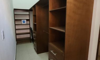 Casa Con Departamento A Pie De Calle En Venta En Chipilo De Francisco Javier Mina