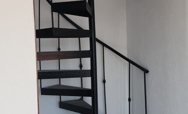 Casa Con Departamento A Pie De Calle En Venta En Chipilo De Francisco Javier Mina