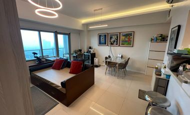 FOR SALE - Unit in Bristol At Parkway Place, Filinvest Brgy. Alabang, Muntinlupa City