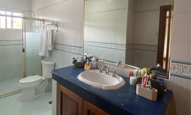 2 STOREY HOUSE FOR SALE IN AYALA ALABANG VILLAGE