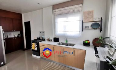 The Hausland Subic 4Bedrooms and 2 carpark