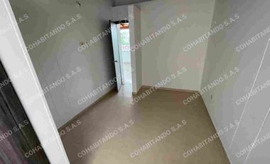 CASA BARRIO SAN ISIDRO - GIRON SANTANDER