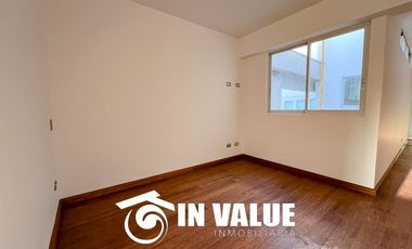 VENTA DÚPLEX ESTRENO / 4 HABITACIONES / PISCINA
