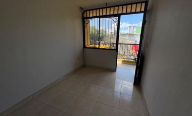ARRIENDO APARTAMENTO DUPLEX, EN EL CENTRO DE LA CIUDAD