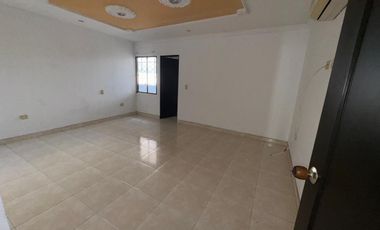 ARRIENDO APARTAMENTO DUPLEX, EN EL CENTRO DE LA CIUDAD