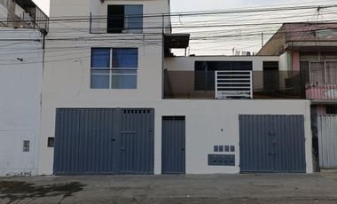 Vendo Casa De 316M2 Ubicado En Zona Altamente Comercial