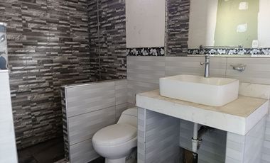 Vendo Casa De 316M2 Ubicado En Zona Altamente Comercial