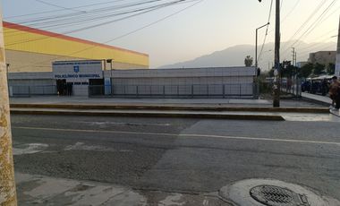 Vendo Casa De 316M2 Ubicado En Zona Altamente Comercial