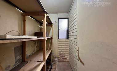 SAN ESTEBAN - VENDE CASA 3D 1B 1E - AV. 26 DE DICIEMBRE
