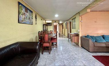 SAN ESTEBAN - VENDE CASA 3D 1B 1E - AV. 26 DE DICIEMBRE