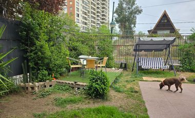 CASA EN VENTA EN CELERINO PEREIRA, METRO PRINCIPE DE GALES, ÑUÑOA