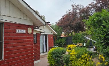 CASA EN VENTA EN CELERINO PEREIRA, METRO PRINCIPE DE GALES, ÑUÑOA