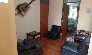 Se Vende Hermosa Y Acogedora Casa De 3 Pisos + Azotea