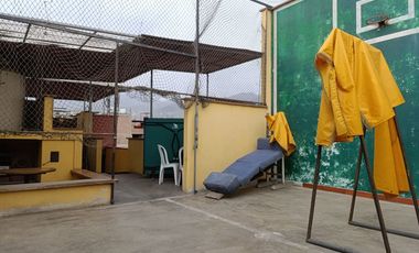 Se Vende Hermosa Y Acogedora Casa De 3 Pisos + Azotea