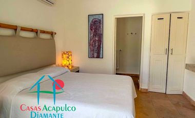 ¡Privacidad, lujo y vista al mar! Casa con alberca privada y terraza espectacular