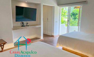 ¡Privacidad, lujo y vista al mar! Casa con alberca privada y terraza espectacular