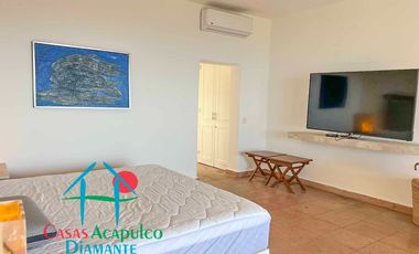 ¡Privacidad, lujo y vista al mar! Casa con alberca privada y terraza espectacular