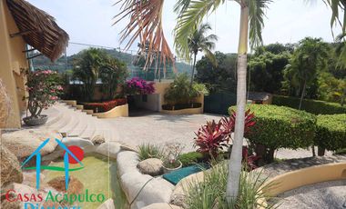 ¡Privacidad, lujo y vista al mar! Casa con alberca privada y terraza espectacular