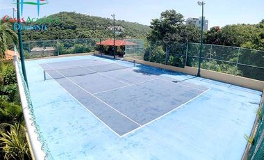 ¡Privacidad, lujo y vista al mar! Casa con alberca privada y terraza espectacular