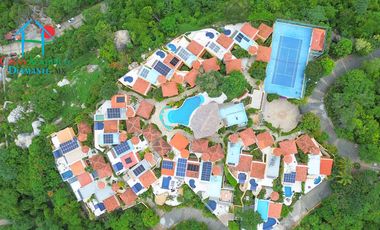 ¡Privacidad, lujo y vista al mar! Casa con alberca privada y terraza espectacular