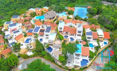 ¡Privacidad, lujo y vista al mar! Casa con alberca privada y terraza espectacular