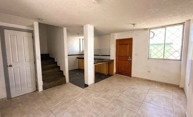CASA DE VENTA, 3 DORMITORIOS, CUARTO DE ESTUDIO O MUSICA, SECTOR LA MAGDALENA