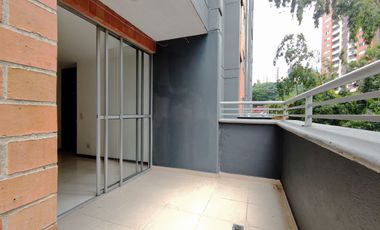 Venta de apartamento en Sabaneta, sector asdesillas