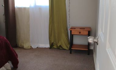 Pieza en Coquimboo | Habitación ubicada en calle principal