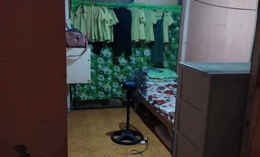 6BR FORECLOSED APARTMENT FOR SALE IN SILANGANAN SUBDIVISION, CALOOCAN CITY