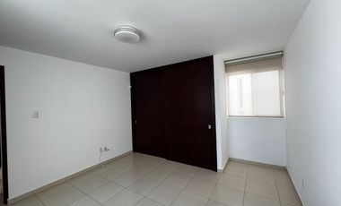 Casa en Venta en Horizontes 2 con Amplio patio.