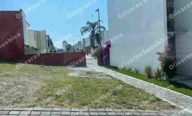 TERRENO EN VENTA EN FRACCIONAMIENTO SAUCEDAL;  ATRÁS DE PASEO DESTINO PUEBLA