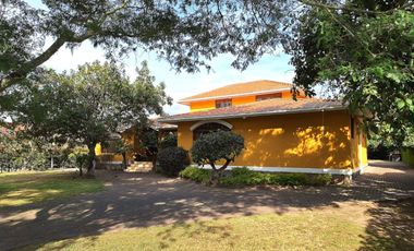 Casa 506 m2. + Terreno 1.926 m2. Sector Buena Esperanza, Tumbaco