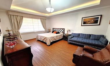 Casa 506 m2. + Terreno 1.926 m2. Sector Buena Esperanza, Tumbaco