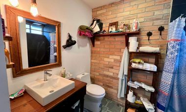 En Venta Casa Rentera en Azogues en la Avenida 16 de Abril