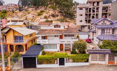 En Venta Casa Rentera en Azogues en la Avenida 16 de Abril