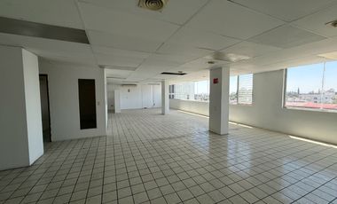 SE RENTA OFICINA EN Av. Mariano Otero 3433, Verde Valle, Guadalajara, Jalisco, México