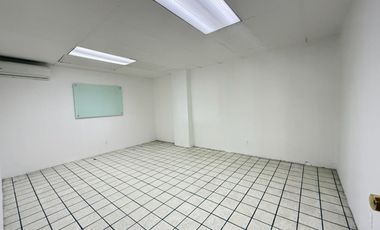 SE RENTA OFICINA EN Av. Mariano Otero 3433, Verde Valle, Guadalajara, Jalisco, México