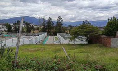 Hermoso terreno zona exclusiva Puembo